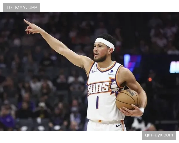 德文·布克无球跑动提升三分命中率 打破得分结构局限